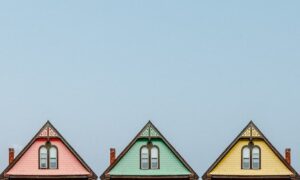 price to replace a roof in Ontario