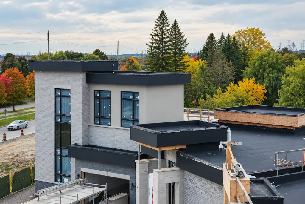 flat roof leak repair winter ontario